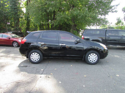 2009 Nissan Rogue for sale at Nutmeg Auto Wholesalers Inc in East Hartford CT