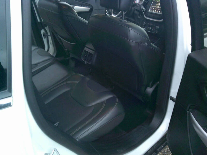 2018 Jeep Cherokee Latitude Plus