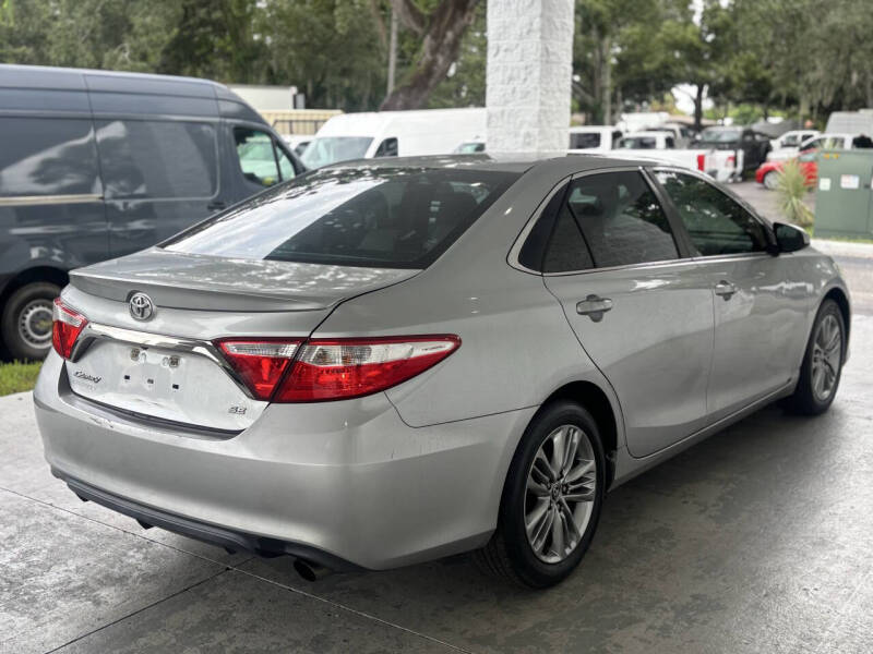 2015 Toyota Camry SE