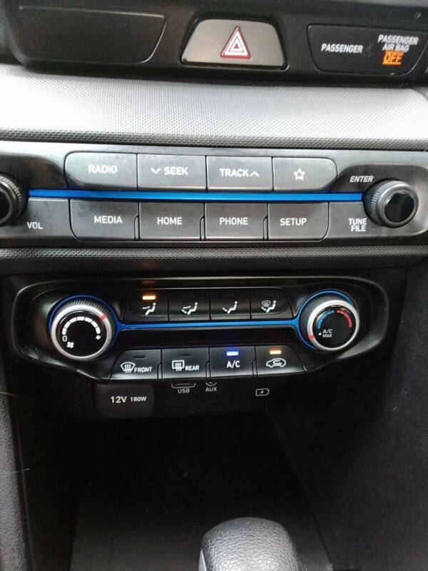 2019 Hyundai Veloster