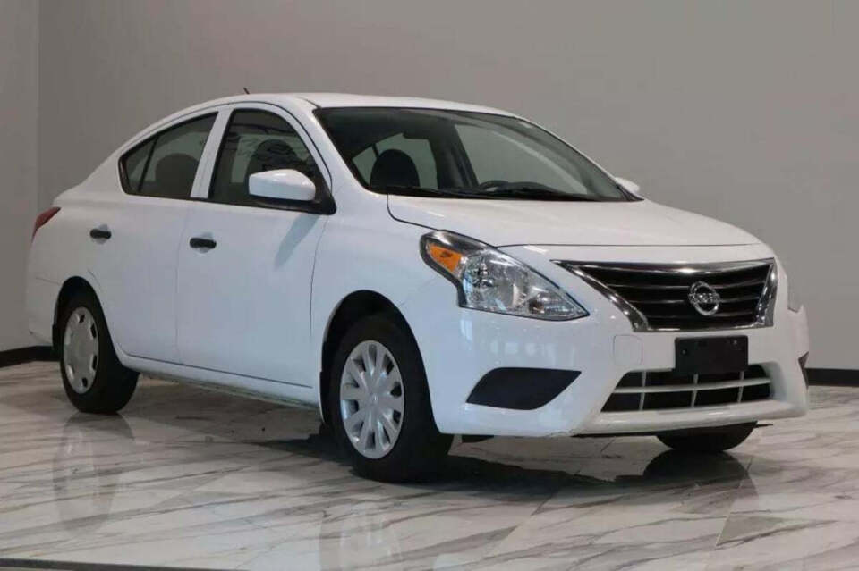 2016 Nissan Versa for sale at IMD MOTORS, INC in Dallas, TX