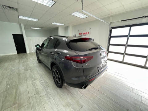 2018 Alfa Romeo Stelvio Sport