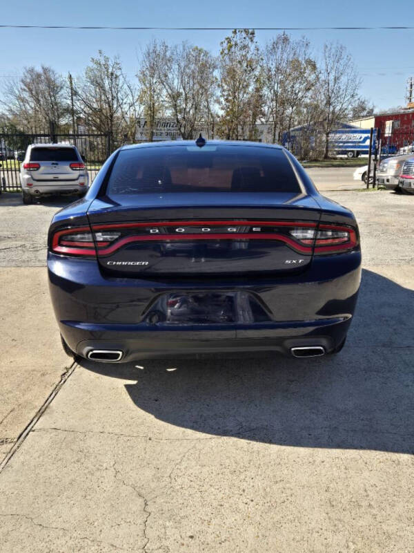 2016 Dodge Charger SXT