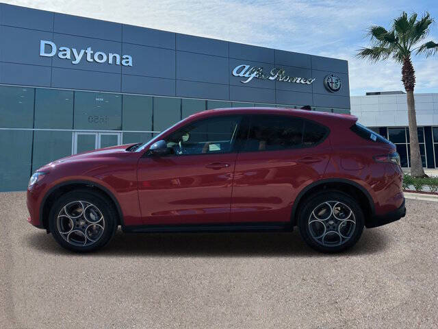 2025 Alfa Romeo Stelvio