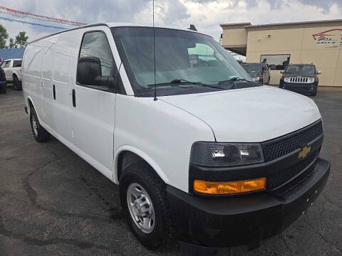 2021 Chevrolet Express 2500
