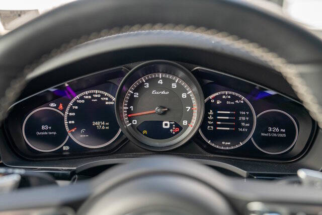 2022 Porsche Cayenne 25