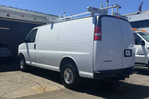 2020 Chevrolet Express 2500