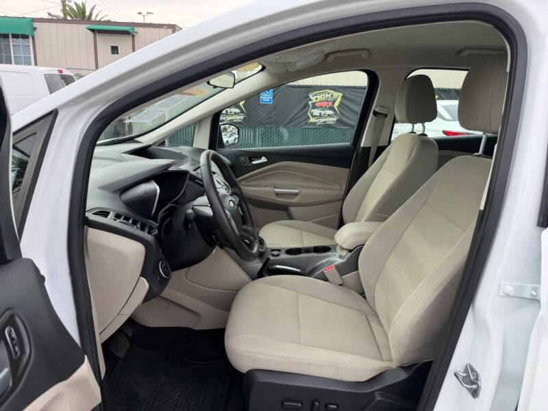 2017 Ford C-MAX Hybrid SE
