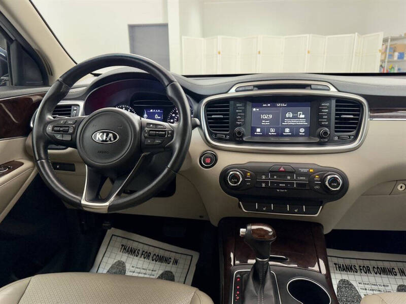 2017 Kia Sorento EX
