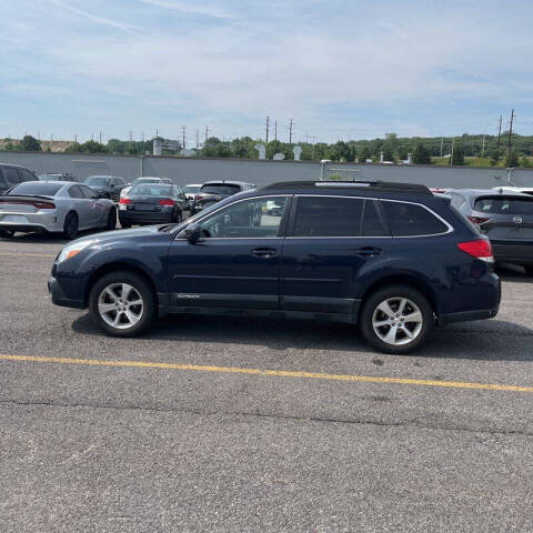 2013 Subaru Outback for sale at Vrbo Motors in Linden, NJ