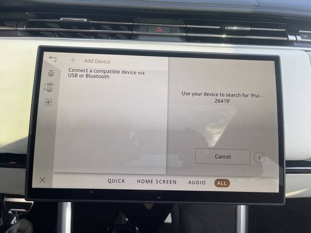 2025 Land Rover Range Rover P530 SE