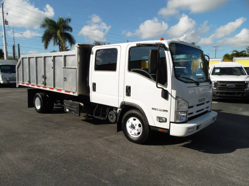 2015 Isuzu NPR-HD
