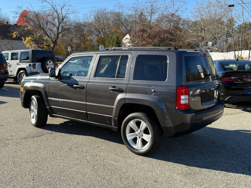 2015 Jeep Patriot Latitude photo 9