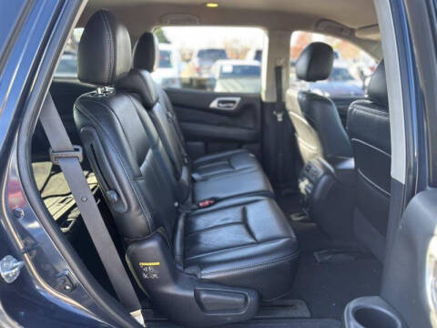 2015 Nissan Pathfinder SL