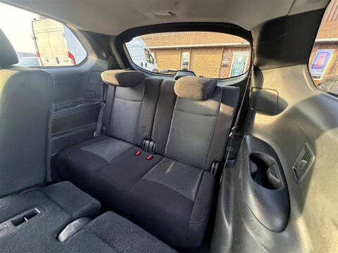 2017 Nissan Pathfinder SV