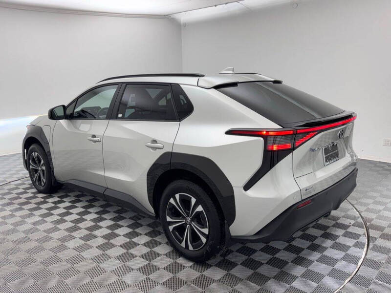 2024 Toyota bZ4X XLE