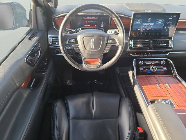2024 Lincoln Navigator Premiere