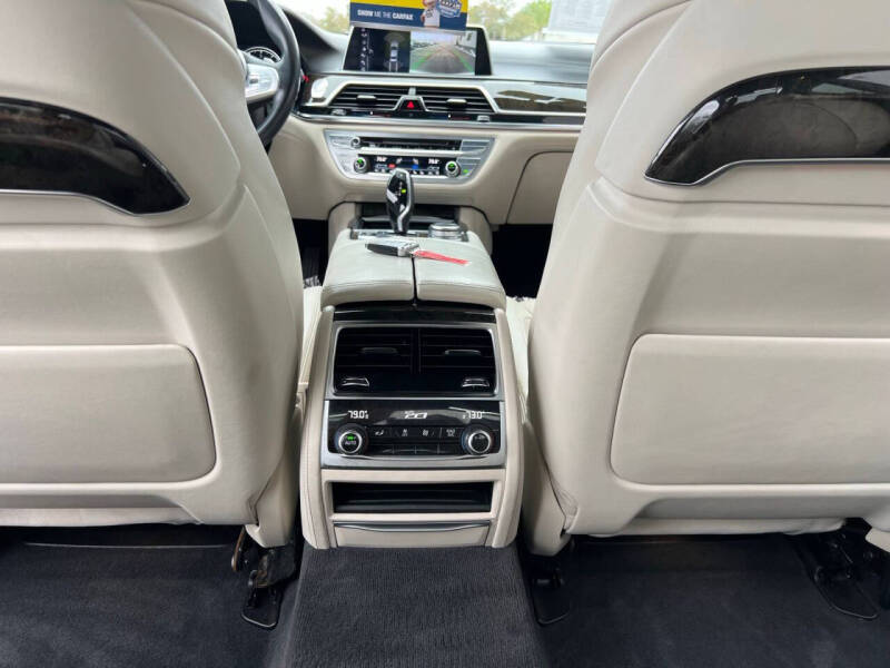 2016 BMW 7 Series 750i xDrive