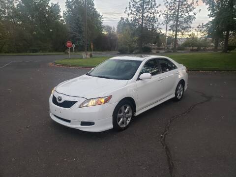 2009 Toyota Camry for sale at Viking Motors in Medford OR