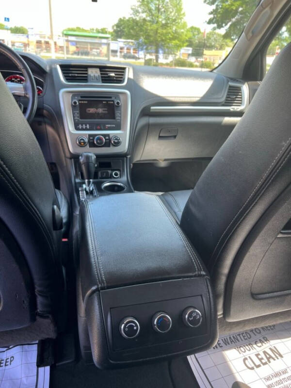 2016 GMC Acadia SLE-1