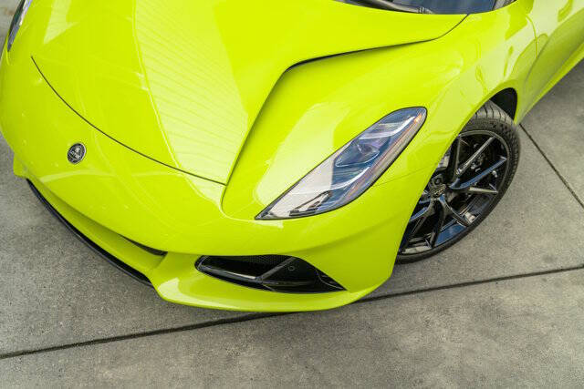 2025 Lotus Emira 6