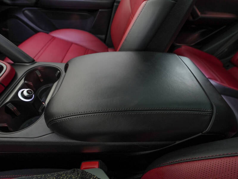 2025 Porsche Cayenne GTS Coupe