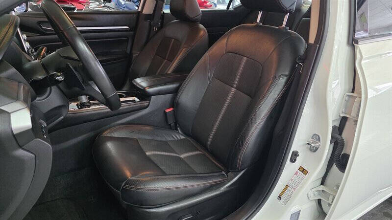 2024 Nissan Altima 2.5 SR