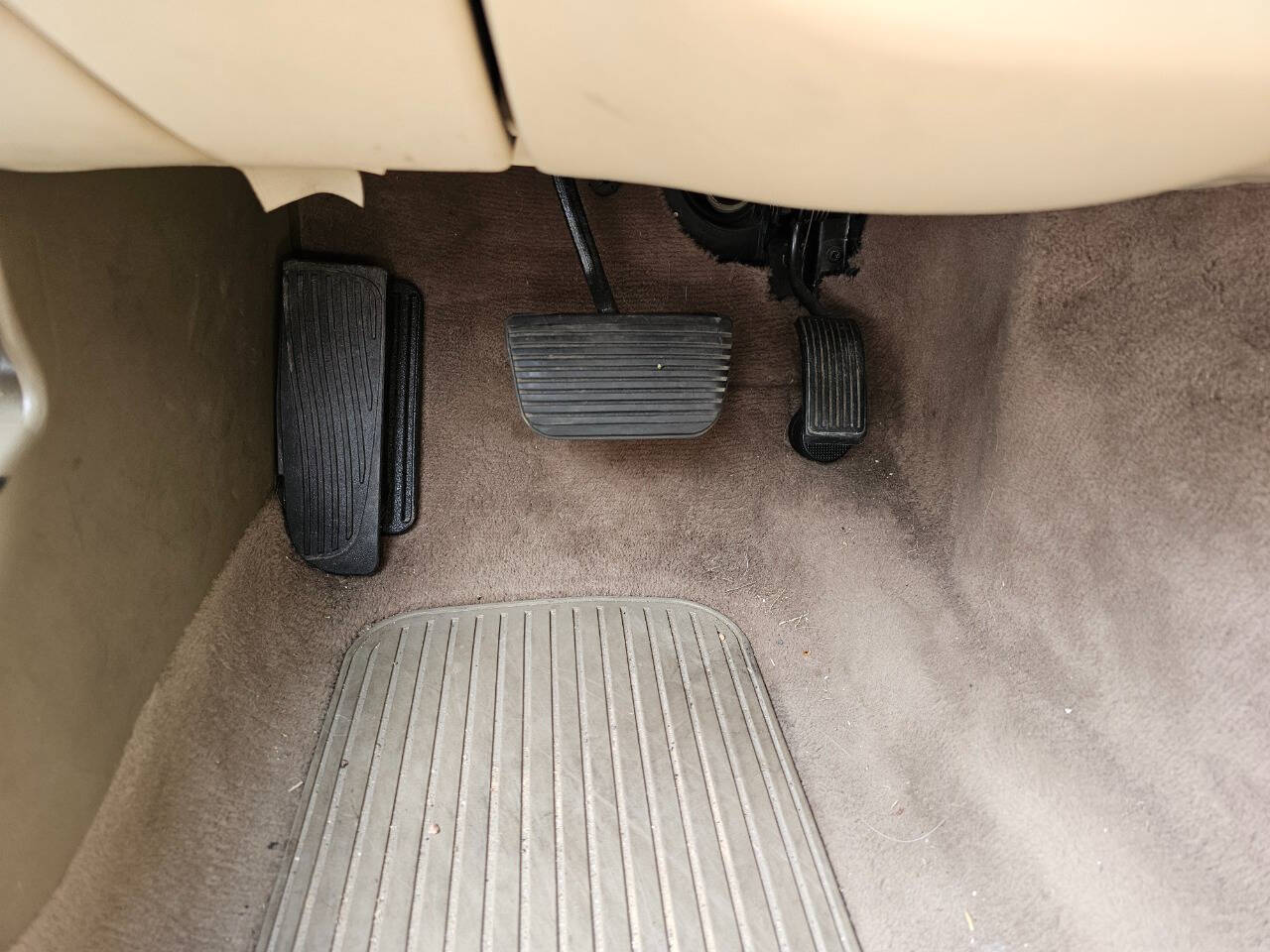 1998 Jaguar XK-Series 166