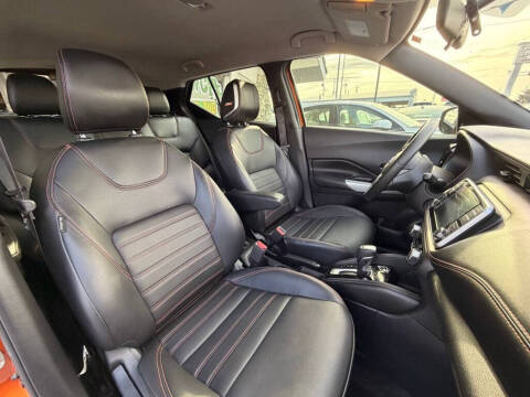 2019 Nissan Kicks S