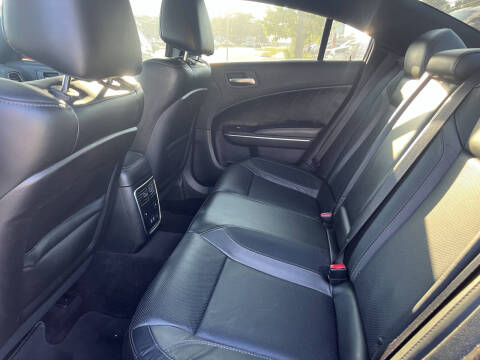 2016 Dodge Charger SXT