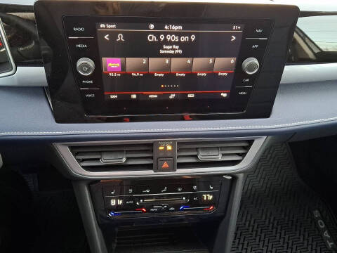 2026 Volkswagen Taos SEL 4Motion