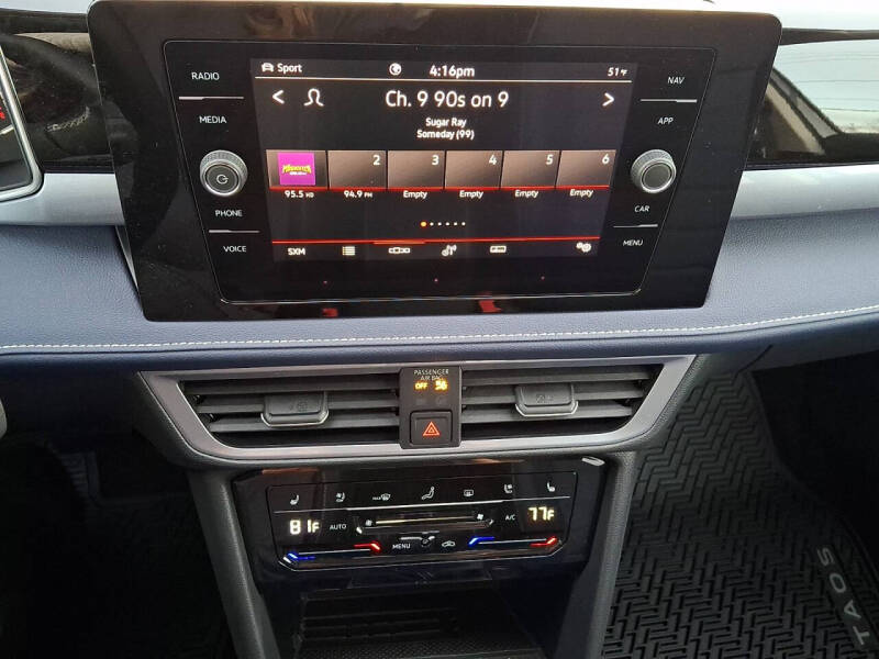 2026 Volkswagen Taos SEL 4Motion