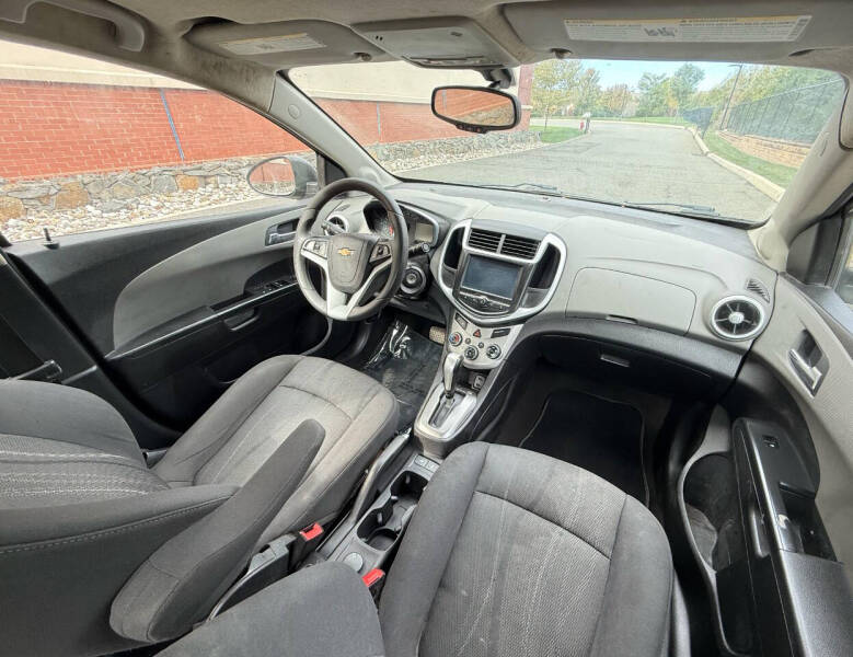 2017 Chevrolet Sonic LT Auto