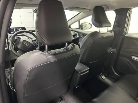 2025 Toyota Prius XLE