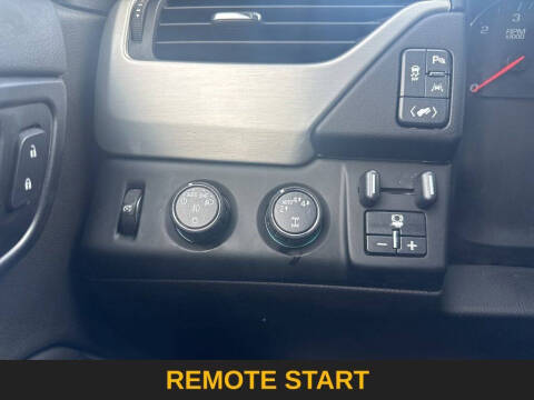 2017 GMC Yukon XL SLT