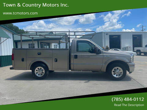 2006 Ford F-250 Super Duty for sale at Town & Country Motors Inc. in Meriden KS