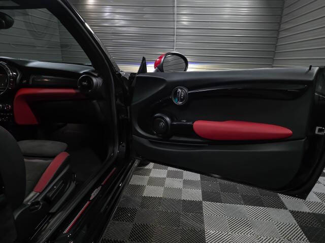 2015 MINI Hardtop 2 Door John Cooper Works