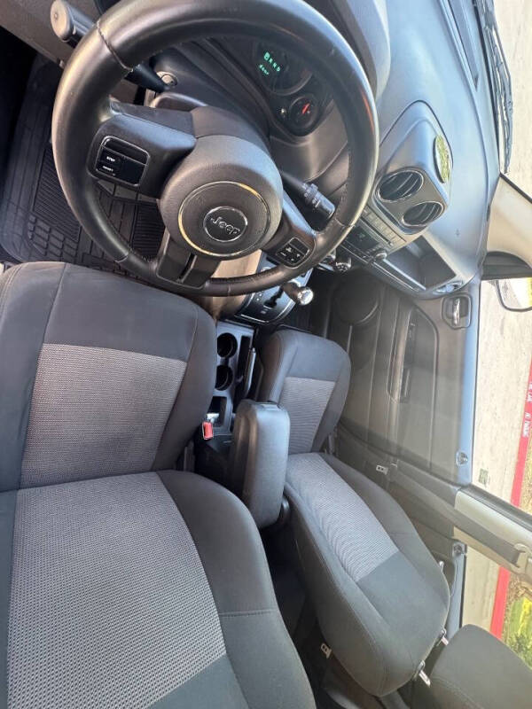 2011 Jeep Compass Sport