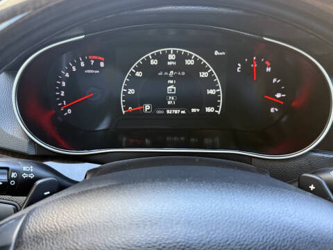 2016 Kia Cadenza Premium