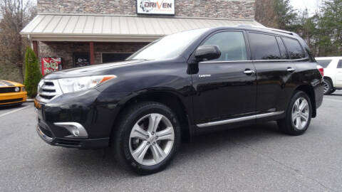 2013 Toyota Highlander for sale at Driven Pre-Owned in Lenoir NC