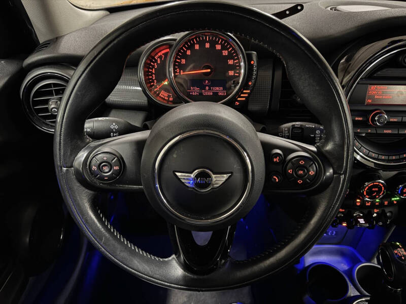 2015 MINI Hardtop 4 Door Cooper