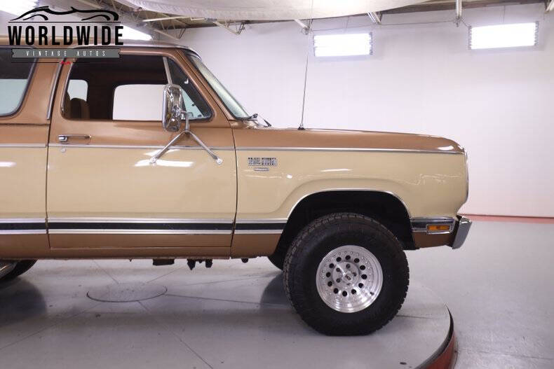 1977 Plymouth Trailduster