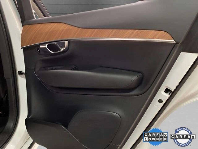 2025 Volvo XC90 B6 Plus Bright Theme 7P