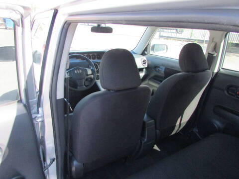 2009 Scion xB