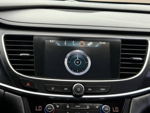 2017 Buick LaCrosse Essence