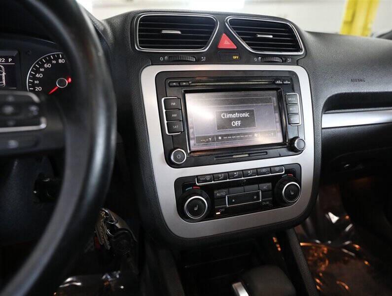 2011 Volkswagen Eos Komfort SULEV