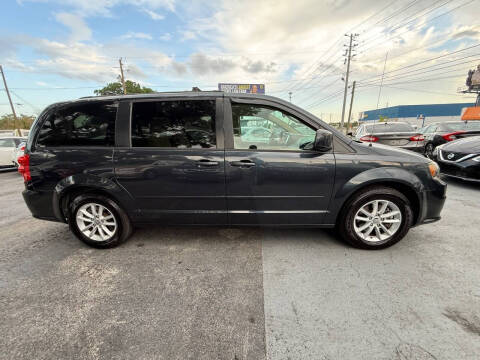 2014 Dodge Grand Caravan SXT 30th Anniversary