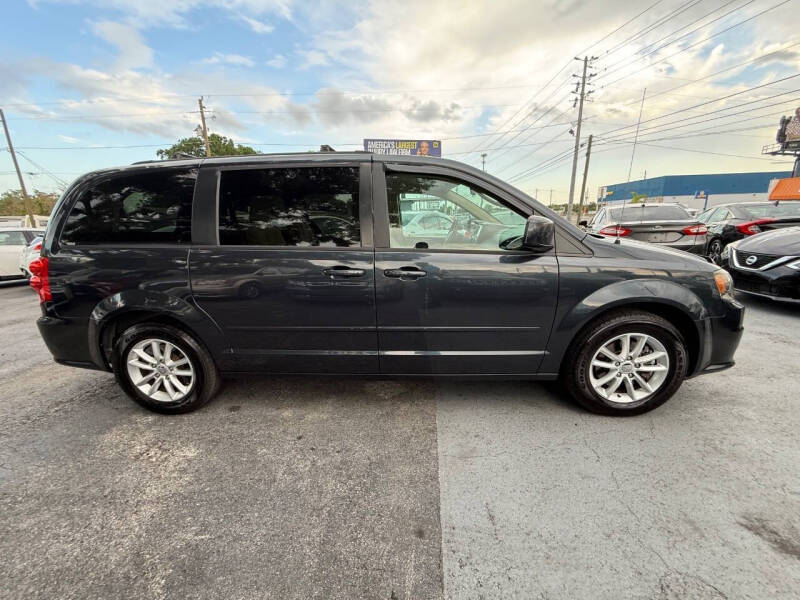 2014 Dodge Grand Caravan SXT 30th Anniversary