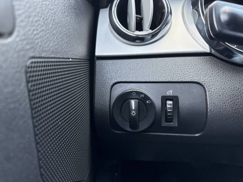 2007 Ford Mustang V6 Premium