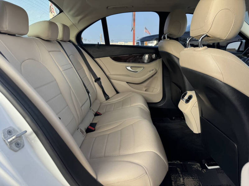 2015 Mercedes-Benz C-Class C 300